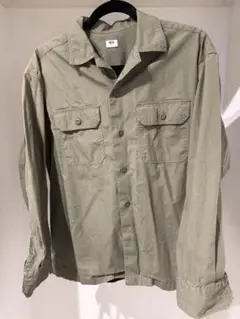 カーキ色 Mサイズ 長袖シャツ