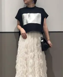 TEVALT フロッキー×箔プリントTシャツ　個性的　アシンメトリー
