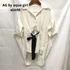 AG by aqua girl アイボリー リボンマーク 半袖シャツ