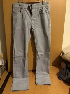 ライトグレー スリムフィット デニムパンツ　SUPERFINE