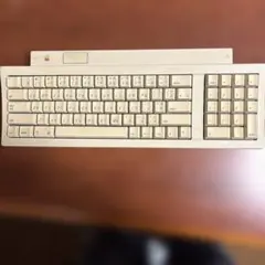Apple Keyboard II はMac IIci 附属のキーボード