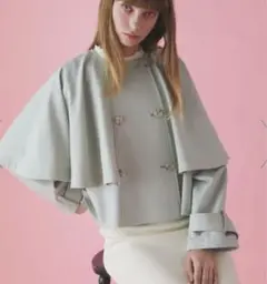 ショートケープ風トレンチ　FURFUR MNT