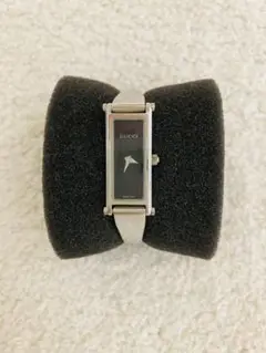 GUCCI グッチ 腕時計 バングルウォッチ 1500L クォーツ