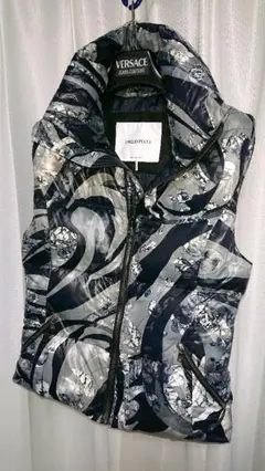 EMILIO PUCCI ダウンベスト 38 2025年最新】EMILIO PUCCI レディース ダウンベスト
