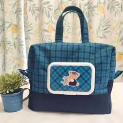 Item thumbnail for item f3eccc60-7a36-44ea-bb70-d40ef358c4d2