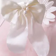 ヘアアクセサリー✿ビッグリボン✿サテン✿パール✿オフホワイト✿韓国✿髪留め✿春夏