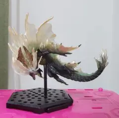 モンスターハンター　モンハン　アマツマガツチ　フィギュア
