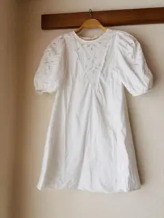 H&M ホワイト刺繍ワンピース XS