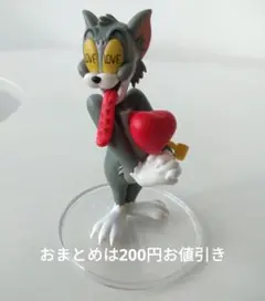 トムとジェリー　恋に落ちたトム　ハッピーくじ　フィギュア