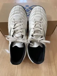 【MIZUNO】モナルシーダ ネオ トレシュー　ホワイト/ブラック 24.5cm