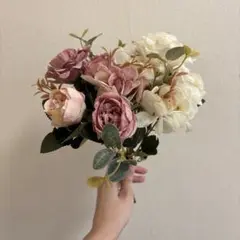 Item thumbnail for item 70365b17-ba7e-4237-bc54-175248925bc2