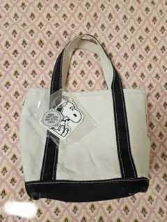 スヌーピー ビッグラバーキーホルダー PEANUTS HOTEL購入
