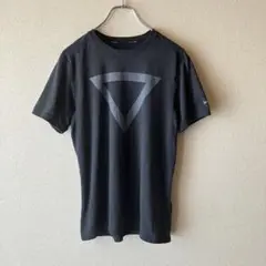 ナイキ　NIKE ランニングウェア　半袖シャツ　Tシャツ　速乾　DRI-FIT