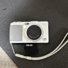 中古入荷情報】リコーGR デジタルⅣ GWの旅行はスタイリッシュな