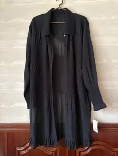 黒のフリル付きロングシャツ新品