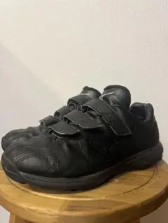 ミズノ　野球　ブラック　黒　トレーニングシューズ ベルクロ