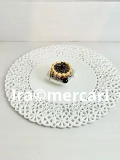 チョコレートのシャルロットケーキ　フェーブ　フェーヴ　フランス製　ミニチュア陶器