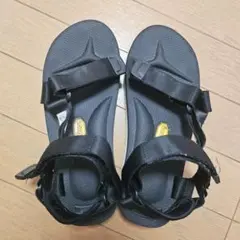 suicoke　スイコックサンダル