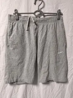NIKE ワンポイントロゴ ハーフパンツ 短パン グレー メンズ XL