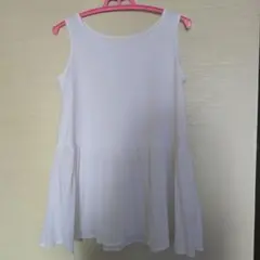 ホワイト フレアトップス ノースリーブ