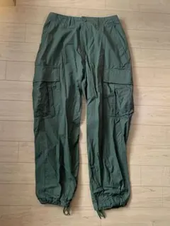 オリーブグリーン カーゴパンツ