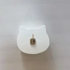 ■未使用 華奢でカワイイ! 18金イニシャル「F」チャーム チェーン無し