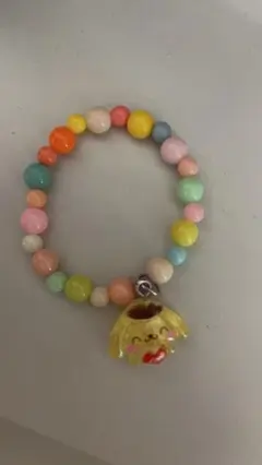 カラフルビーズのキャラクターブレスレット