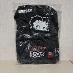 ベティー、リュック