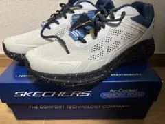 SKECHERS Air-Cooled Memory Foam スニーカー