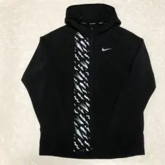 NIKEエッセンシャルナイロンジャケット