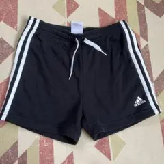 adidas 短パン　150