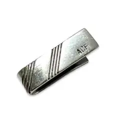 Item thumbnail for item ad0c096b-56b3-45bc-9174-cc06d3eb170c