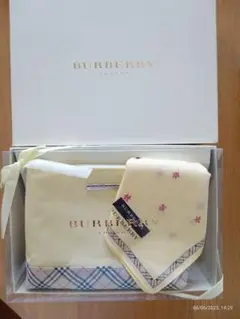 BURBERRY バーバリー ポーチ ハンカチ セット