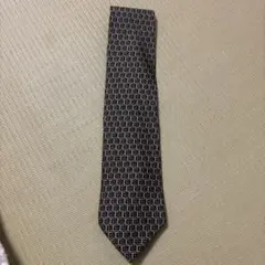 即購入可能ヴィンテージGUCCI 100%シルク 総柄ネクタイ