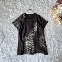 Venticello 花柄　線画デザイン　半袖カットソー（M〜L）チェック柄