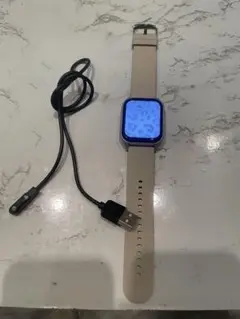 ベージュ スクエア型スマートウォッチ 本体