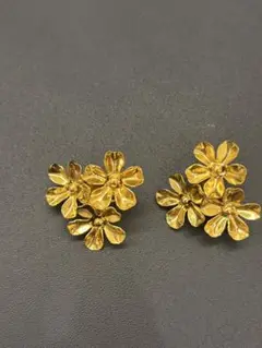 Item thumbnail for item d6d8e1fb-5e33-42ee-aad4-31f000b05976