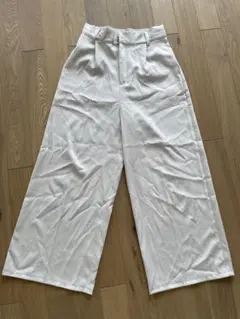 ホワイト ワイドパンツ Mサイズ GRL