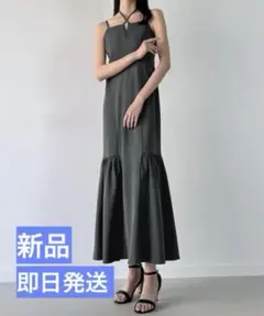 【新品】JUNOAH クロスネックマーメイドワンピース　チャコール　(タグ付き)