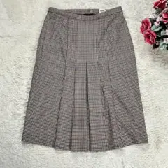 Item thumbnail for item 22f7c3c7-c7f9-46ed-bb74-1bb10f98861e