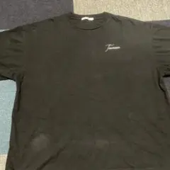 黒のロゴ入りTシャツ Lサイズ