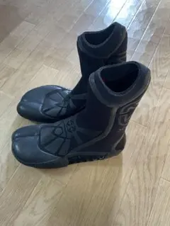 X TEND GEAR サーフブーツ