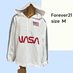 No.840 (☆)Forever21 ナイロンパーカー