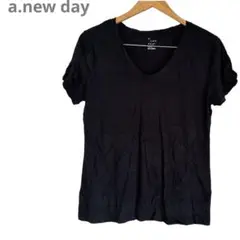 【a.new day 】ブラック Vネック Tシャツ 半袖