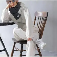 Item thumbnail for item e4b02422-d04a-4f54-8aae-02a8509a931f