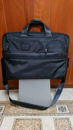 ★TUMI【 トゥミ】26114D2 アルファ2 ブリーフケース ブラック 良品 TUMI トゥミ 26114D2 ALPHA2 アルファ2 コンパクト・ラージ
