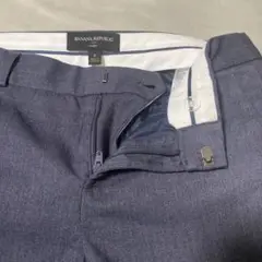 バナナリパブリック　bananarepublic ストレートパンツ　ネイビー　青