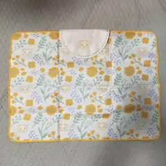 おむつ替えマット