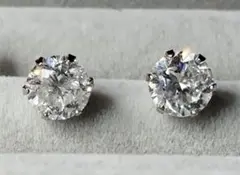 ダイヤモンド プラチナ ピアス 鑑別書 D1.10ct