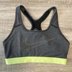 【試着のみ・美品】Nike スポーツブラ